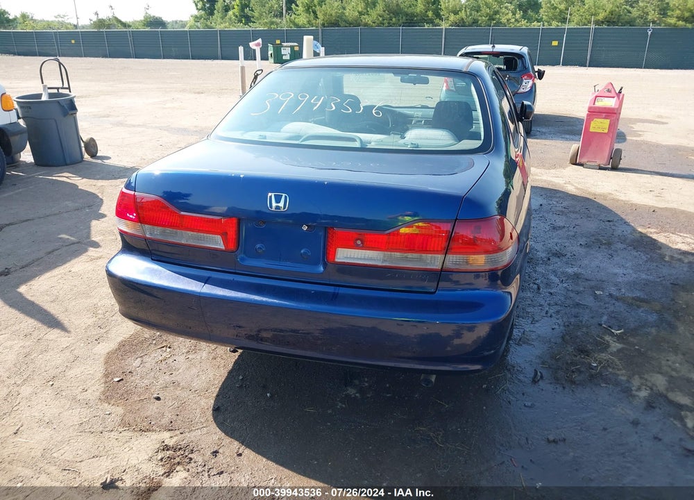 2002 HONDA ACCORD 2.3 VP VIN: 1HGCF86652A173971