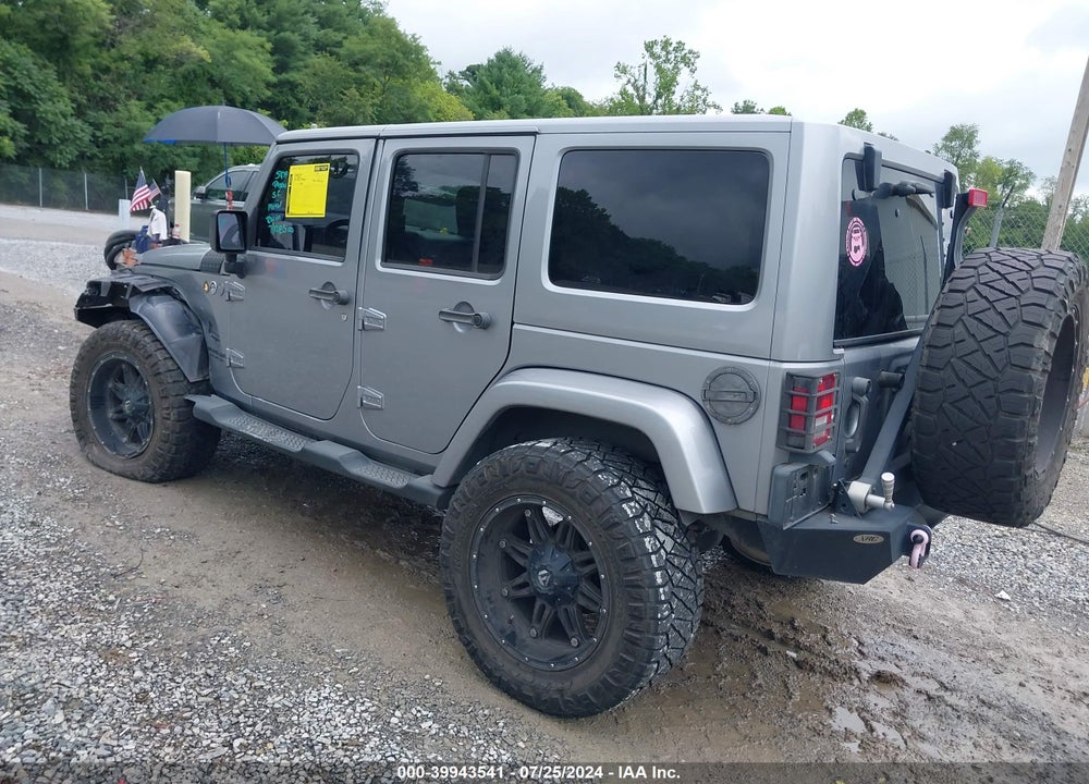 2013 JEEP WRANGLER UNLIMITED SAHARA VIN: 1C4BJWEG5DL575830