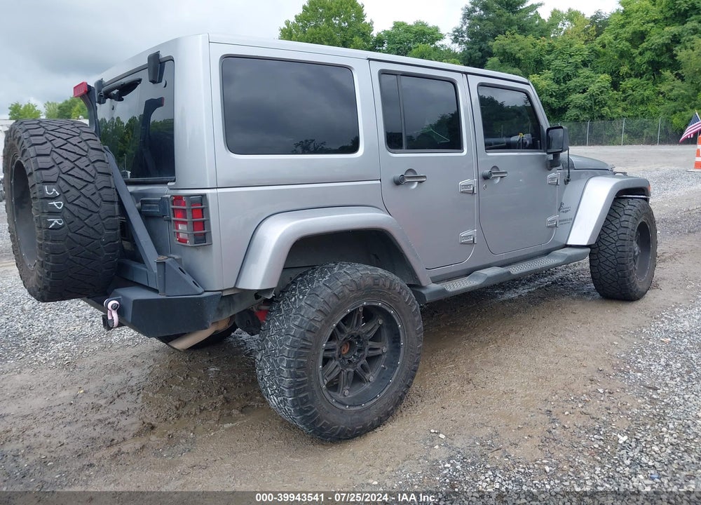 2013 JEEP WRANGLER UNLIMITED SAHARA VIN: 1C4BJWEG5DL575830