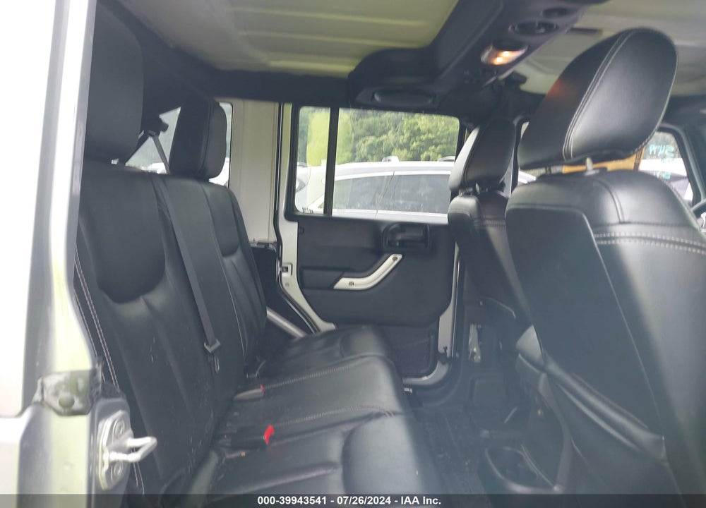 2013 JEEP WRANGLER UNLIMITED SAHARA VIN: 1C4BJWEG5DL575830