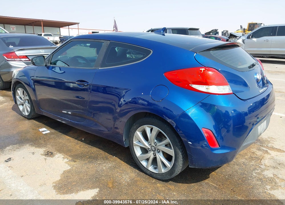 2016 HYUNDAI VELOSTER VIN: KMHTC6AD5GU300642
