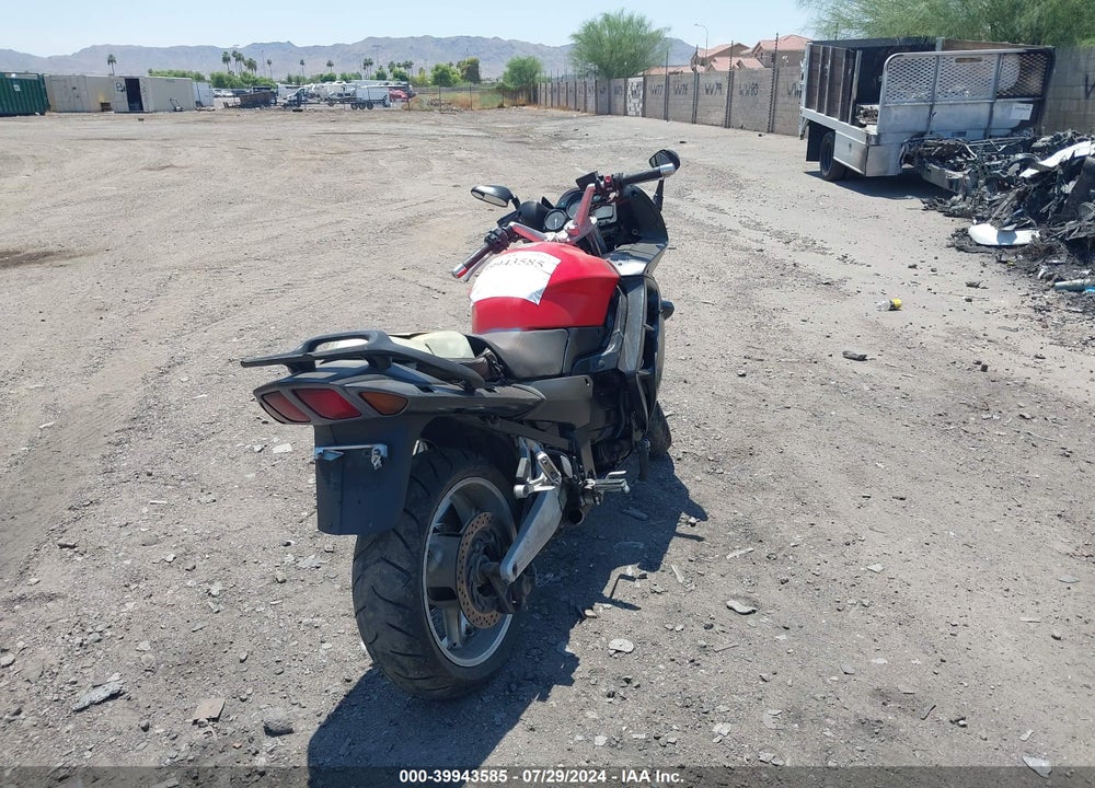 2004 YAMAHA FJR1300 VIN: JYARP07E54A002276