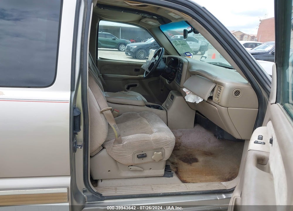 2001 CHEVROLET SILVERADO 1500 LS VIN: 2GCEC19T811359960