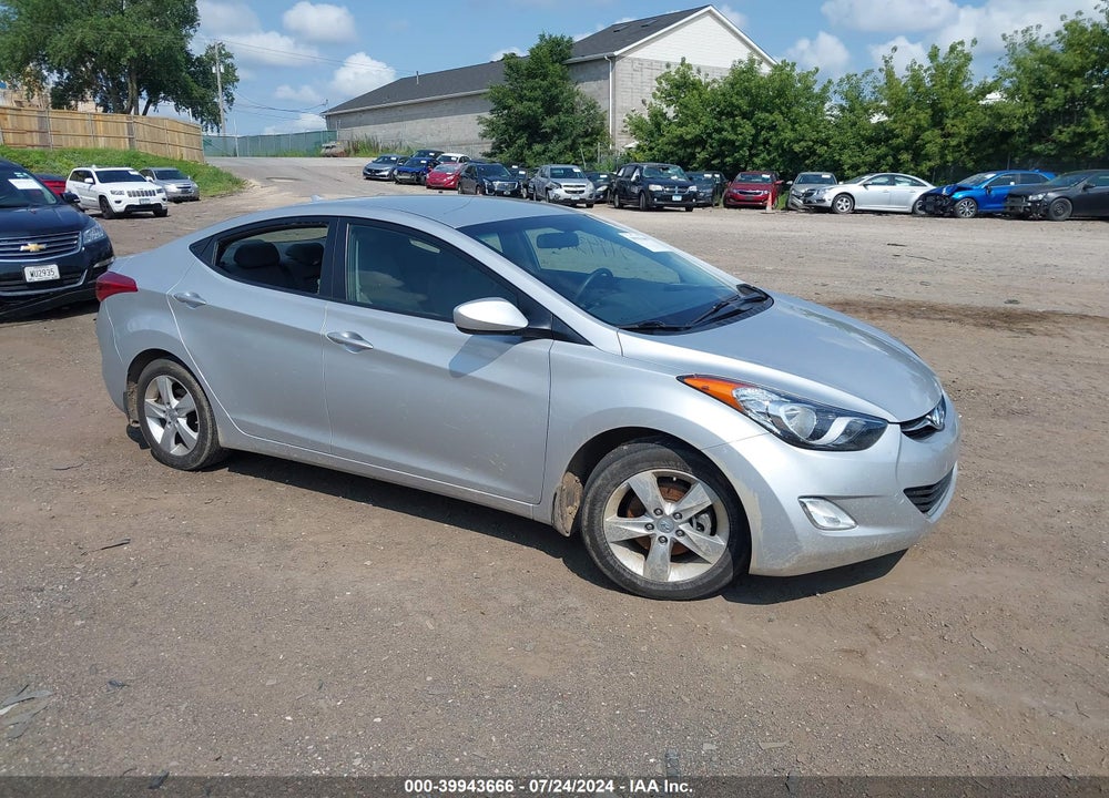 2013 HYUNDAI ELANTRA GLS VIN: KMHDH4AE2DU605319