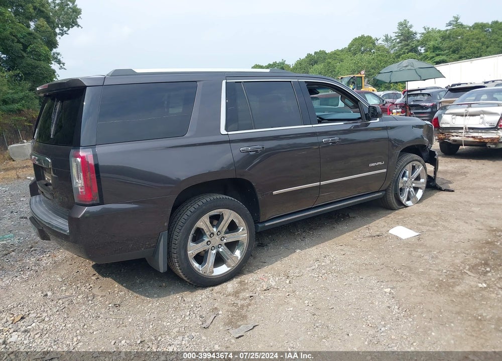 2018 GMC YUKON DENALI VIN: 1GKS2CKJXJR125292