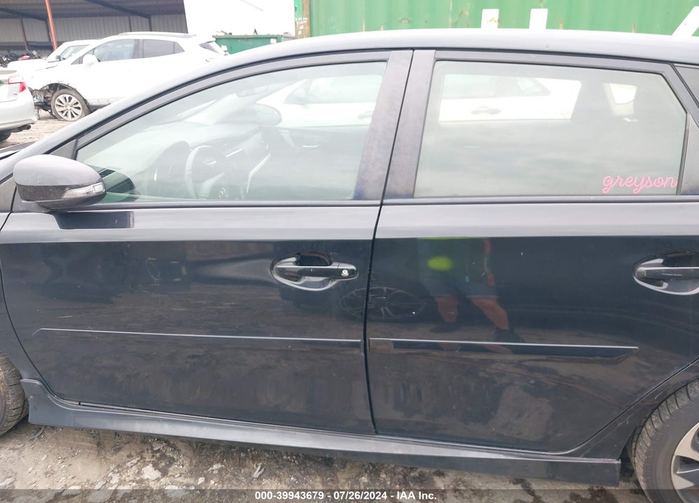 2017 TOYOTA COROLLA IM VIN: JTNKARJE4HJ529232