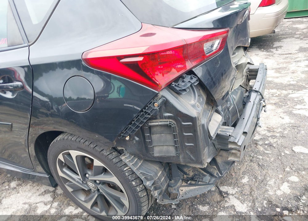 2017 TOYOTA COROLLA IM VIN: JTNKARJE4HJ529232