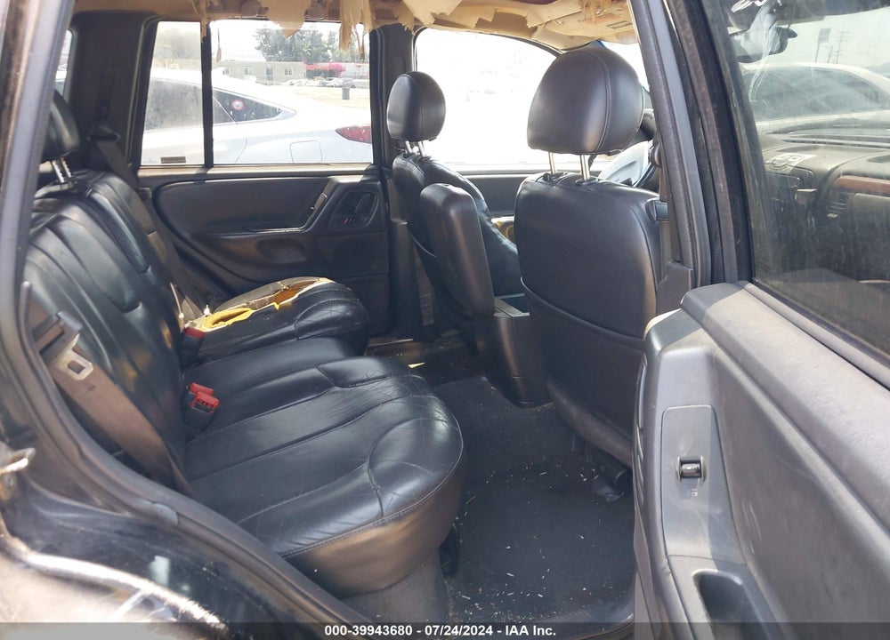 1999 JEEP GRAND CHEROKEE LAREDO VIN: 1J4G258S8XC650631