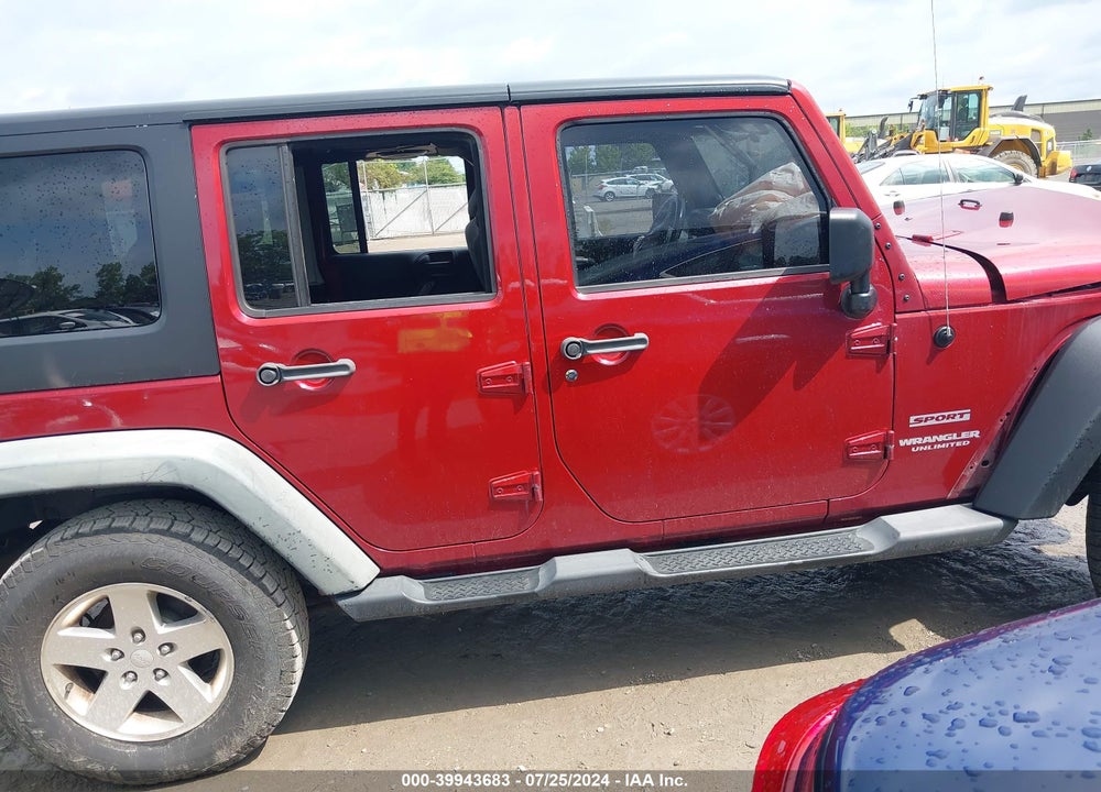 2012 JEEP WRANGLER UNLIMITED SPORT VIN: 1C4BJWDG7CL135107