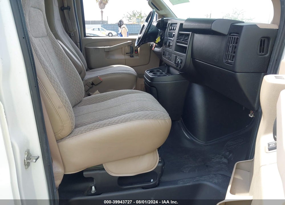 2017 CHEVROLET EXPRESS 2500 WORK VAN VIN: 1GCWGAFF2H1155677
