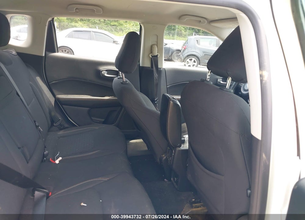 2018 JEEP COMPASS SPORT FWD VIN: 3C4NJCAB7JT151782