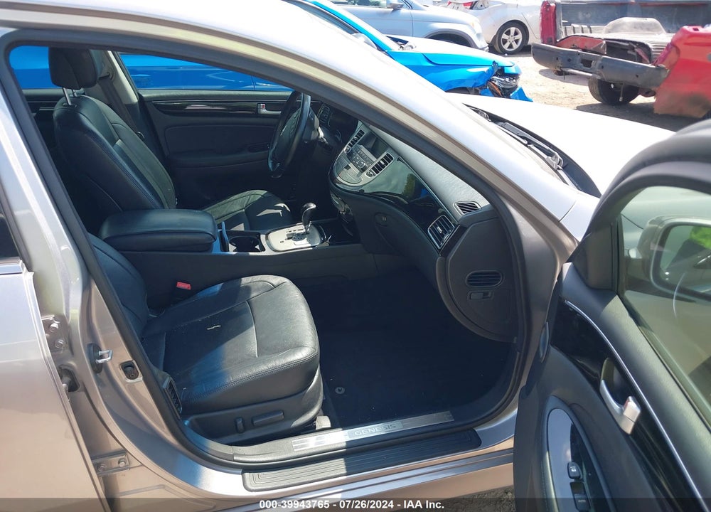 2012 HYUNDAI GENESIS 3.8 VIN: KMHGC4DD6CU181902