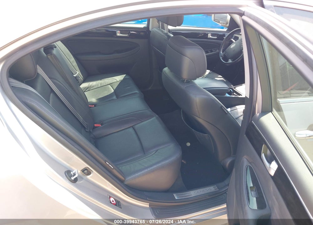 2012 HYUNDAI GENESIS 3.8 VIN: KMHGC4DD6CU181902