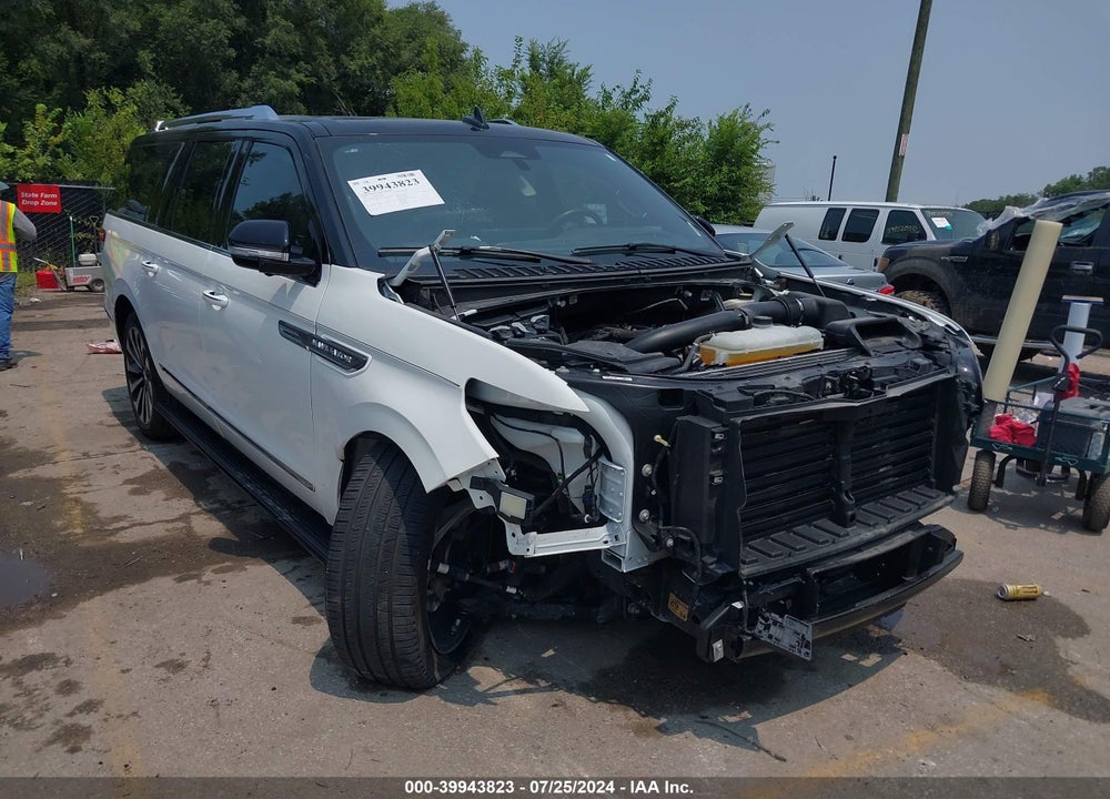2023 LINCOLN NAVIGATOR RESERVE L VIN: 5LMJJ3LG9PEL04820