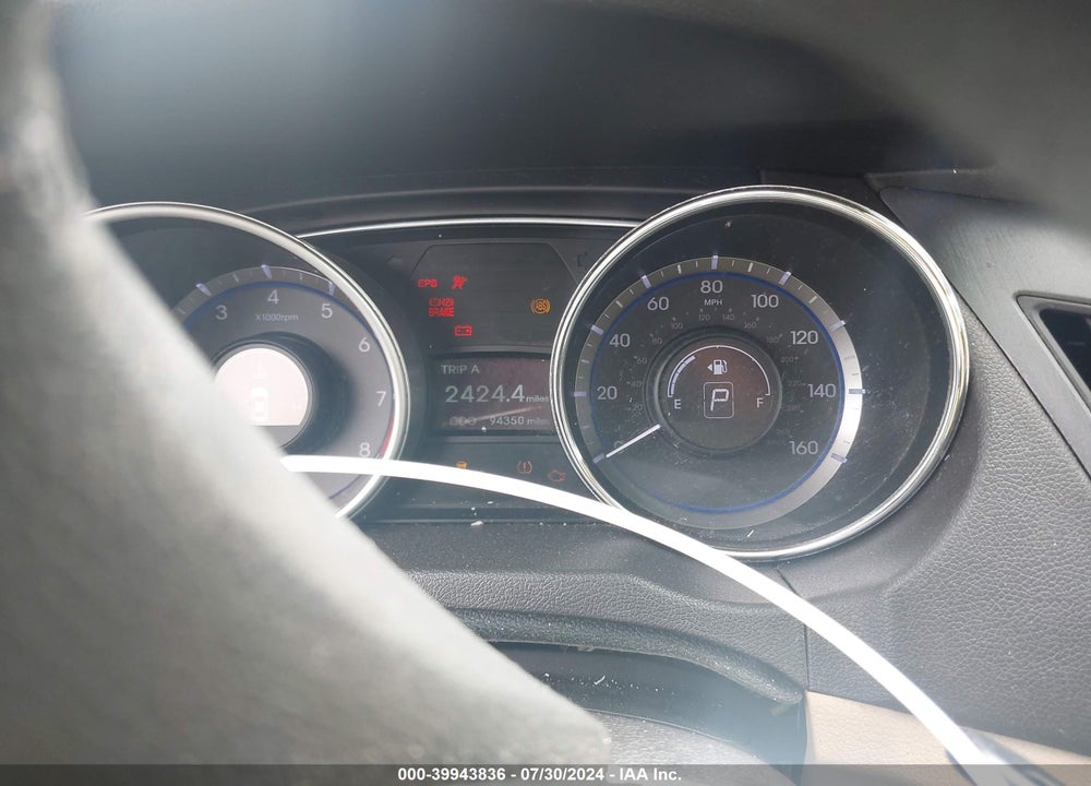 2015 HYUNDAI SONATA HYBRID LIMITED VIN: KMHEC4A40FA127917