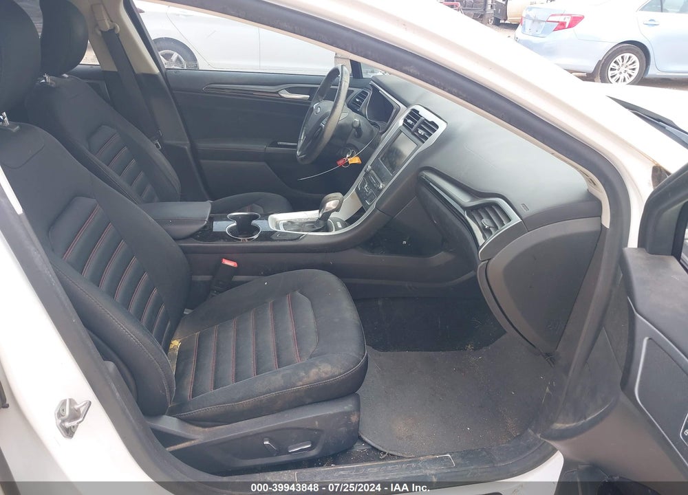 2016 FORD FUSION SE VIN: 3FA6P0H73GR192926