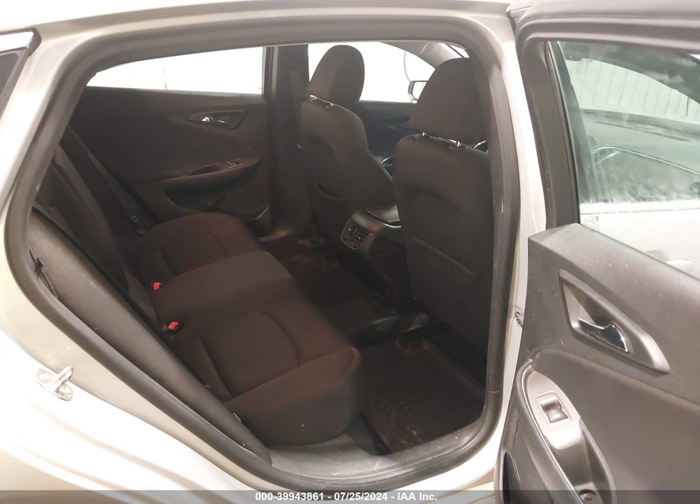 2019 CHEVROLET MALIBU LT VIN: 1G1ZD5ST8KF111159