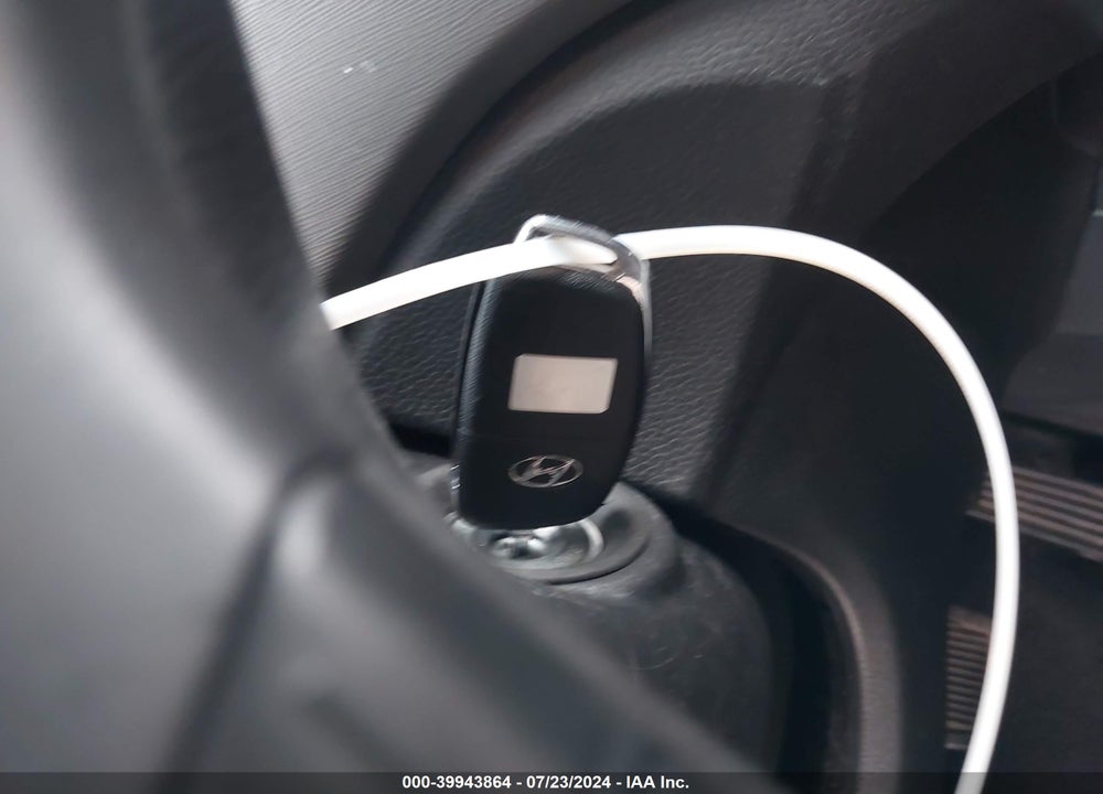 2014 HYUNDAI SANTA FE SPORT 2.4L VIN: 5XYZU3LB6EG136547