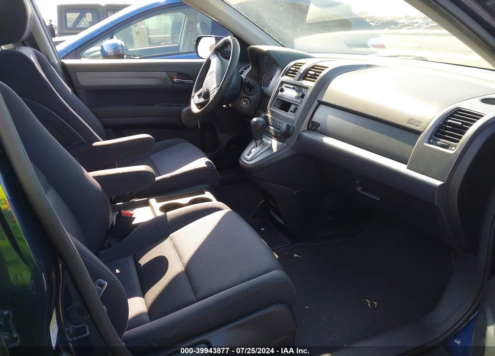 2008 HONDA CR-V LX VIN: JHLRE38398C017708