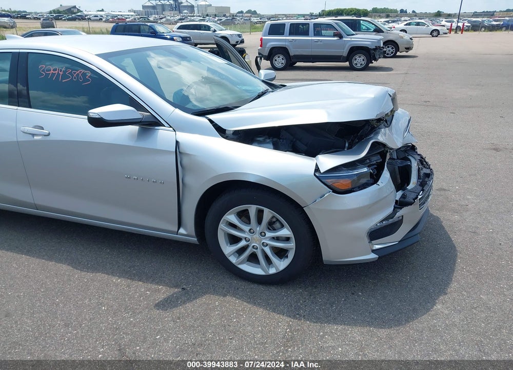 2018 CHEVROLET MALIBU LT VIN: 1G1ZD5ST5JF231516