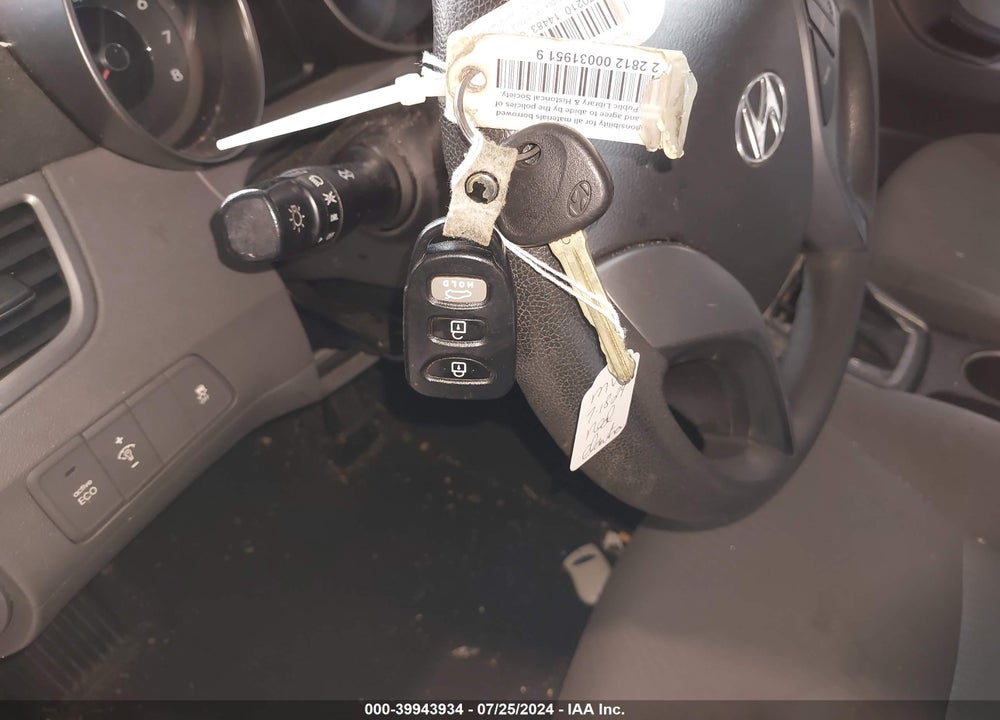 2016 HYUNDAI ELANTRA SE VIN: 5NPDH4AE5GH762510