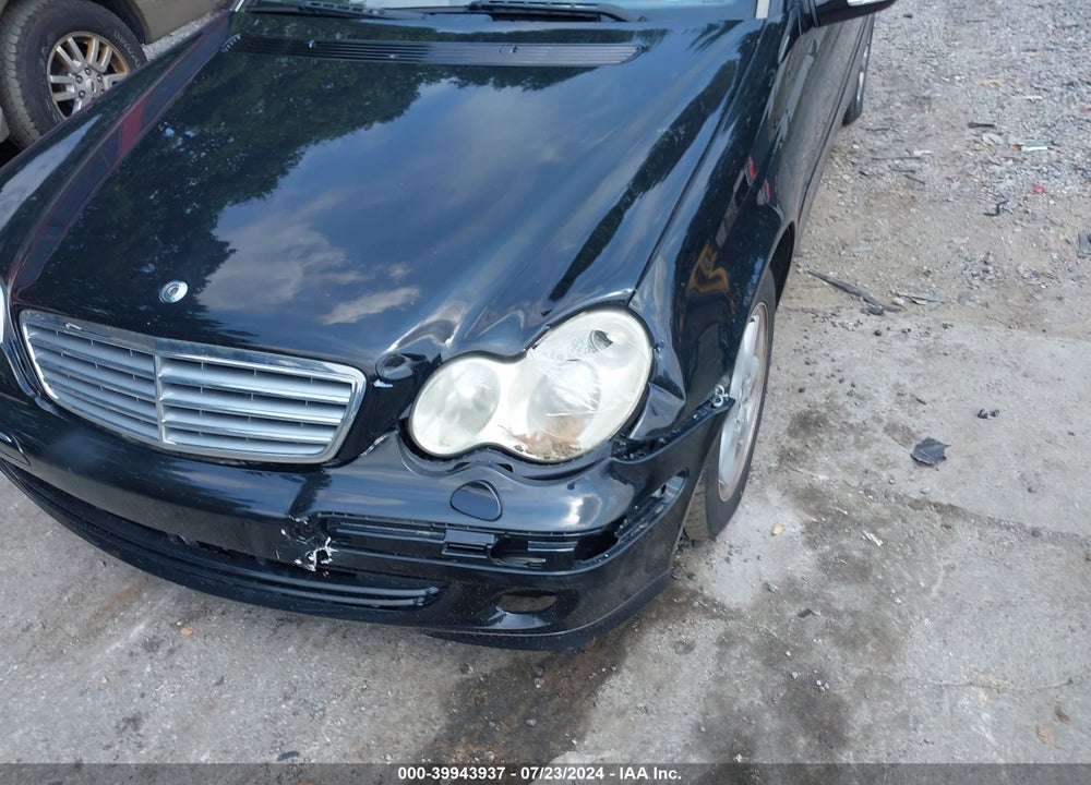 2005 MERCEDES-BENZ C 320 LUXURY 4MATIC VIN: WDBRF84J75F568384
