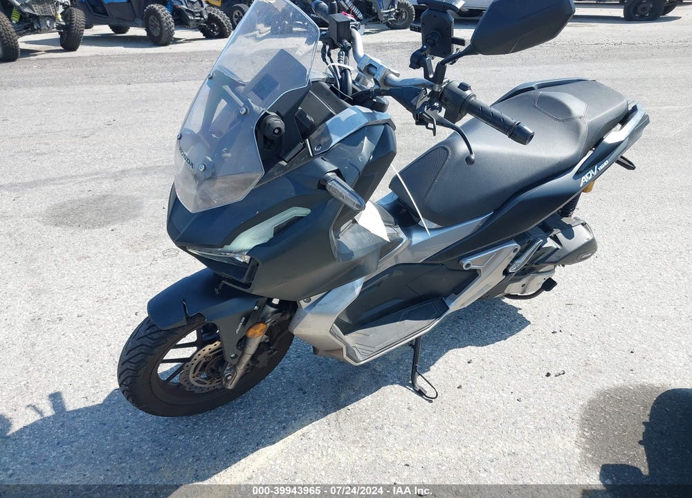 2021 HONDA ADV150 A VIN: MLHKF3858M5001444