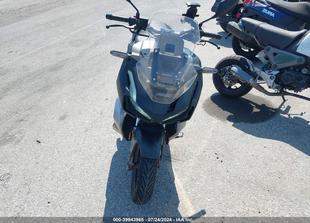 2021 HONDA ADV150 A VIN: MLHKF3858M5001444
