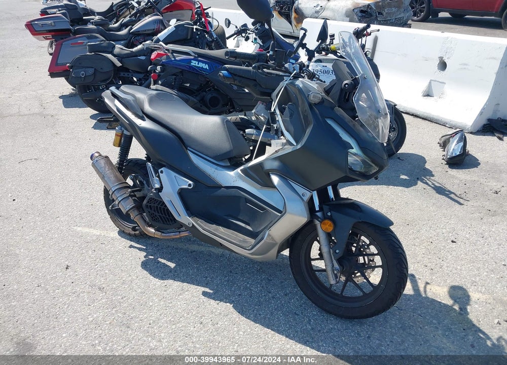 2021 HONDA ADV150 A VIN: MLHKF3858M5001444
