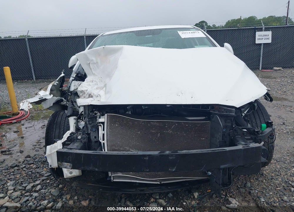 2017 HYUNDAI ELANTRA LIMITED VIN: 5NPD84LF6HH009589