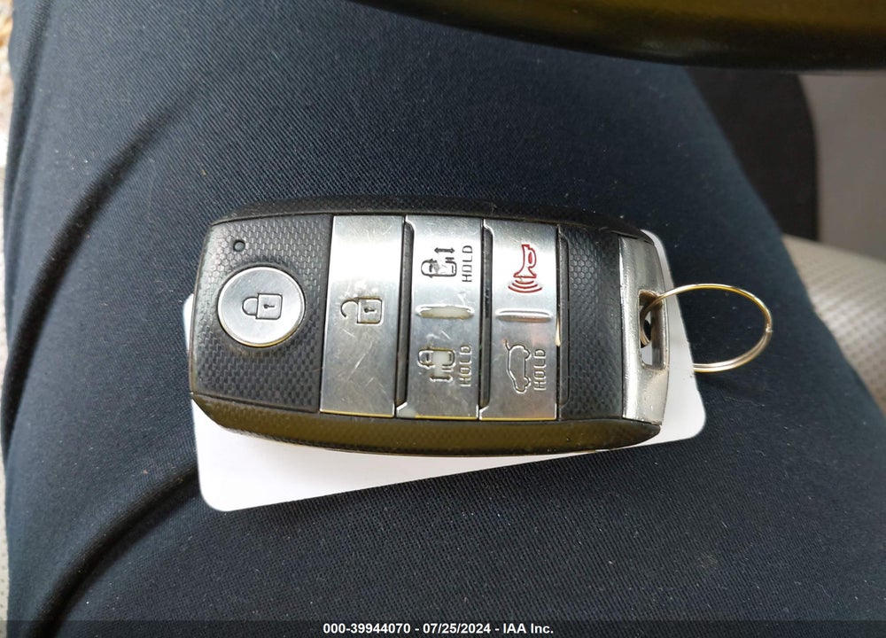 2015 KIA SEDONA SX VIN: KNDMC5C14F6046687