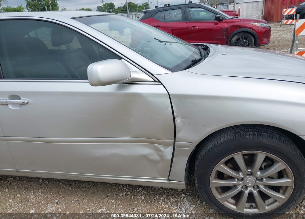 2003 LEXUS ES 300 VIN: JTHBF30G530120028