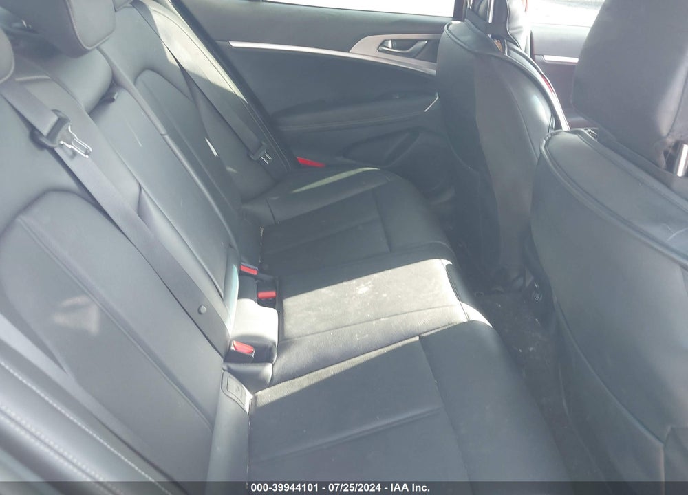 2019 GENESIS G70 2.0T SPORT VIN: KMTG24LA7KU031103