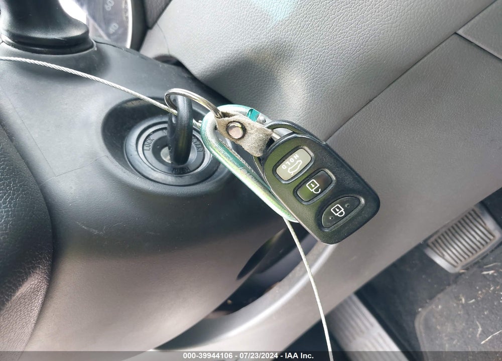 2013 HYUNDAI ELANTRA LIMITED VIN: KMHDH4AEXDU515593