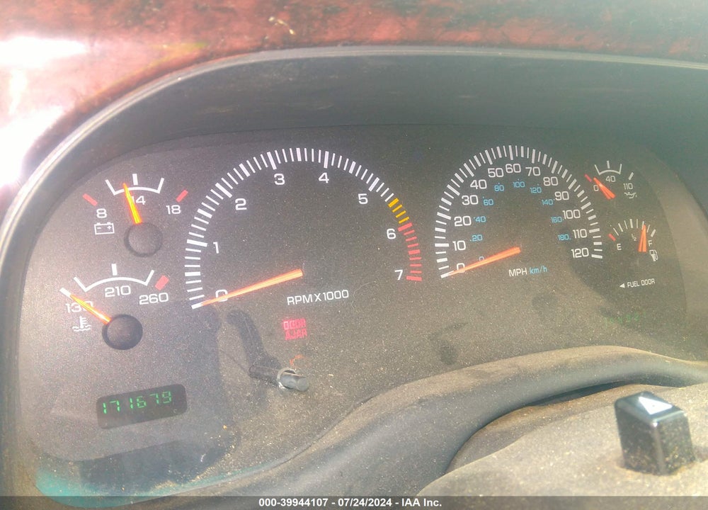 2000 DODGE DURANGO VIN: 1B4HS28N7YF272396
