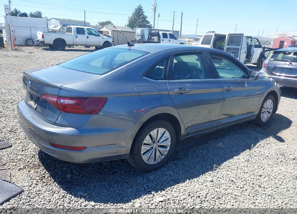 2020 VOLKSWAGEN JETTA 1.4T R-LINE/1.4T S/1.4T SE VIN: 3VWCB7BU3LM015011