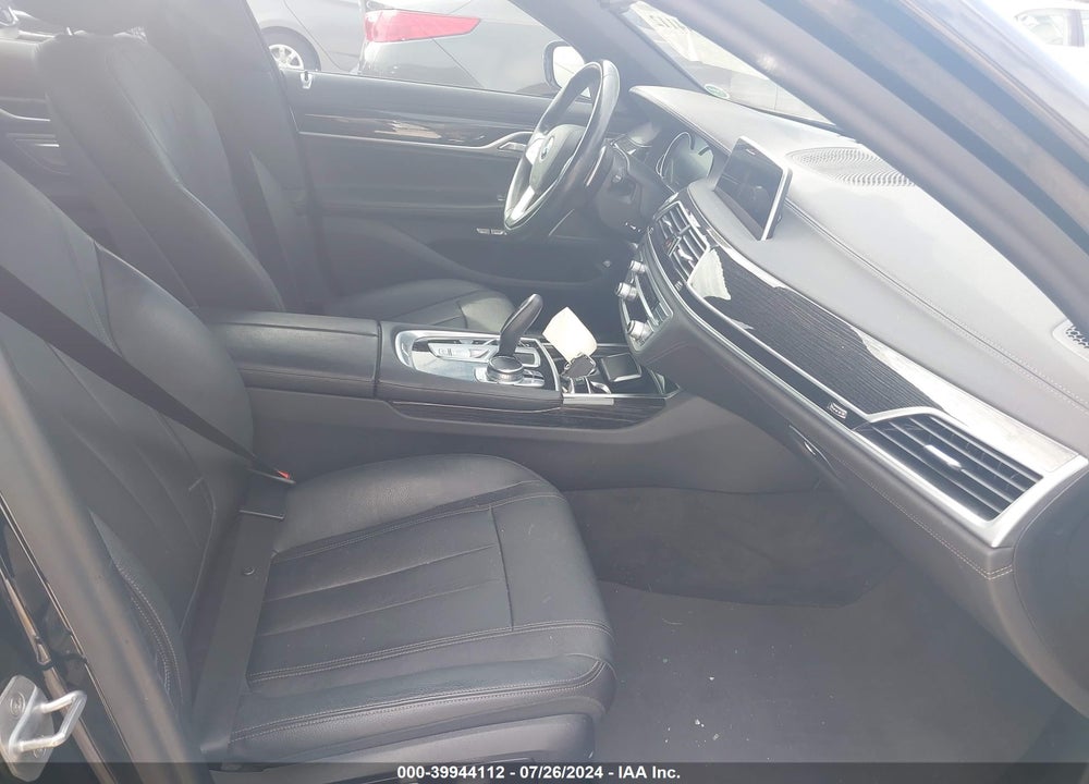 2017 BMW 740I VIN: WBA7E2C32HG740943
