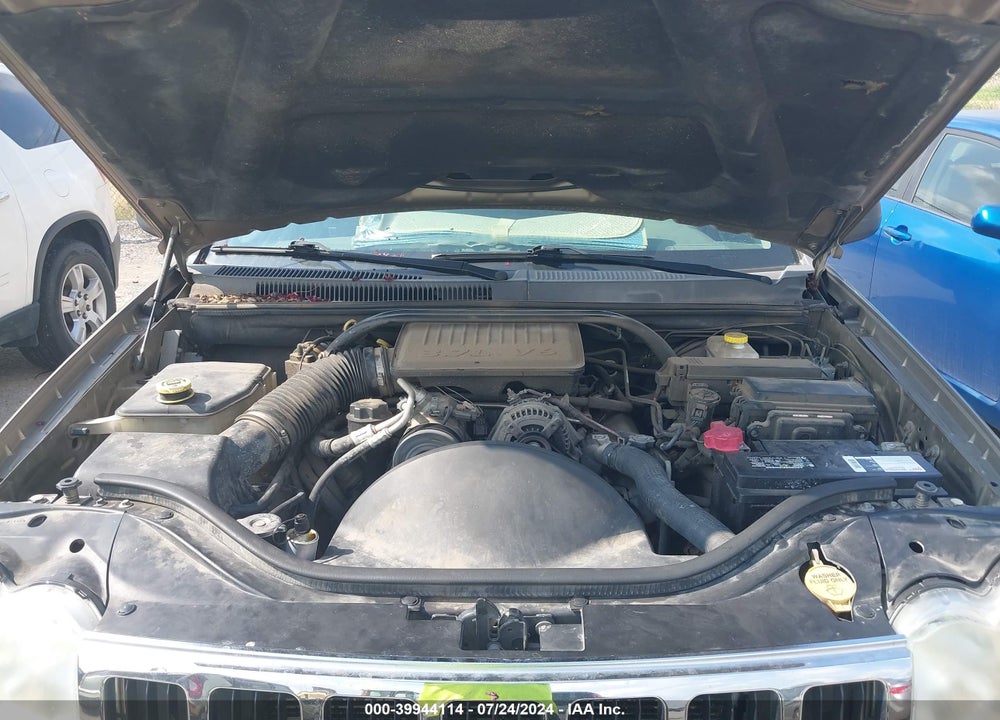 2005 JEEP GRAND CHEROKEE LAREDO VIN: 1J4GR48K65C697191
