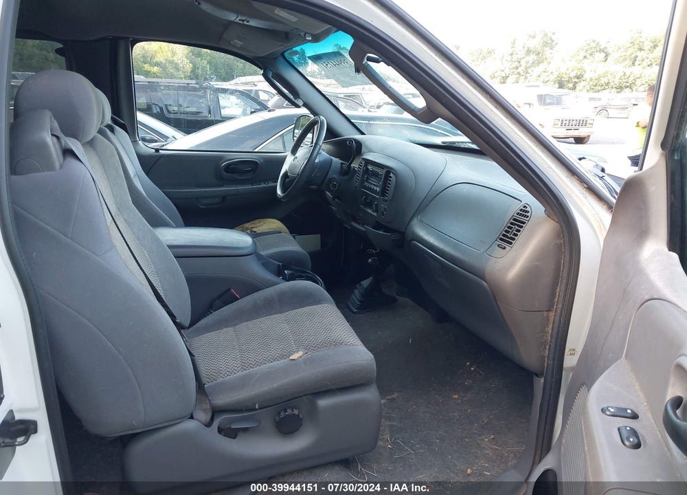 2003 FORD F-150 LARIAT/XL/XLT VIN: 2FTRX18L63CB02164