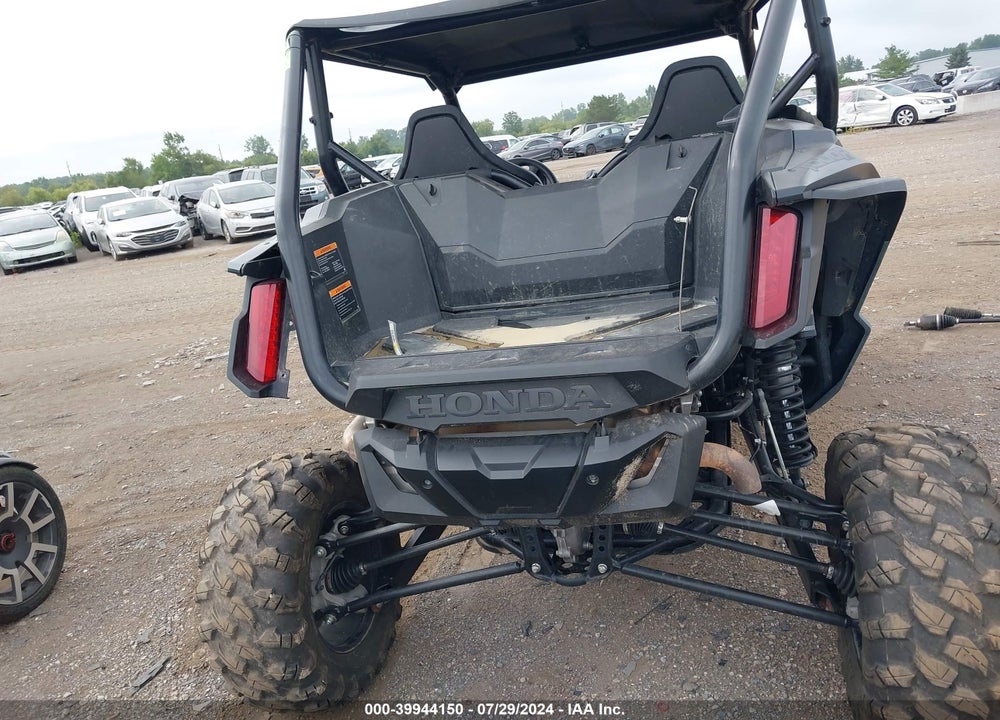 2022 HONDA SXS1000 S2R VIN: 1HFVE0543N4300141