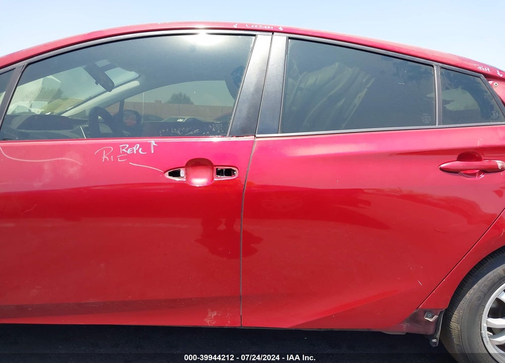 2016 TOYOTA PRIUS VIN: JTDKARFU7G3518037