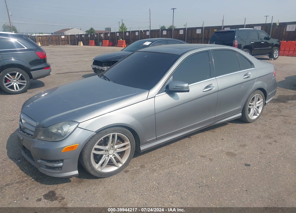 2012 MERCEDES-BENZ C 300 VIN: WDDGF8BB6CR230075