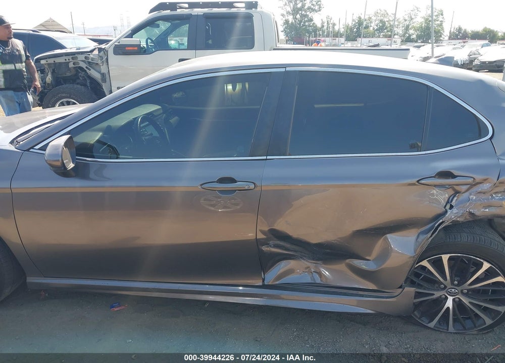 2019 TOYOTA CAMRY SE VIN: 4T1B11HK2KU771634