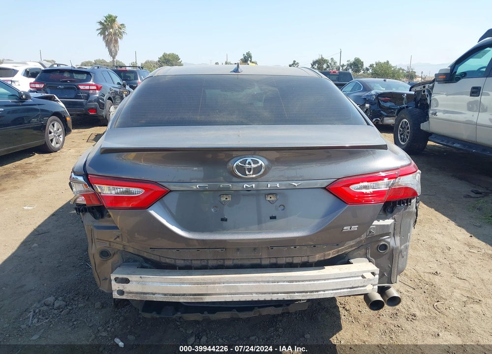 2019 TOYOTA CAMRY SE VIN: 4T1B11HK2KU771634