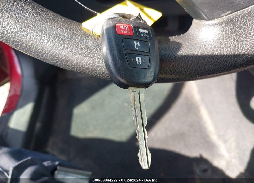 2016 TOYOTA CAMRY VIN: 4T1BF1FK6GU592850