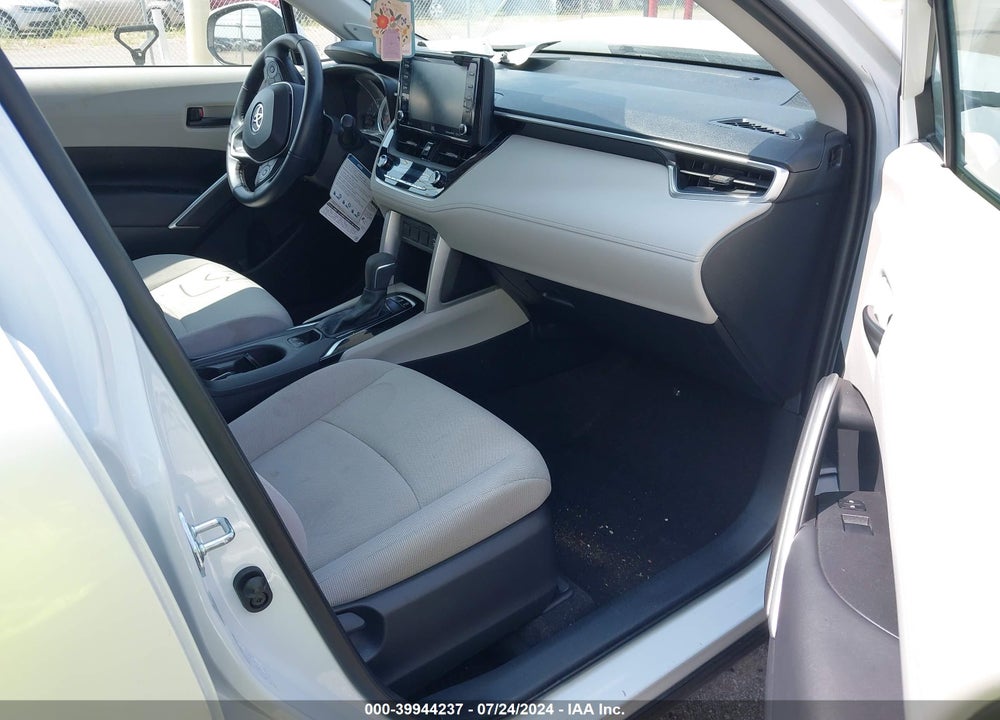 2022 TOYOTA COROLLA CROSS LE VIN: 7MUBAABG0NV004260