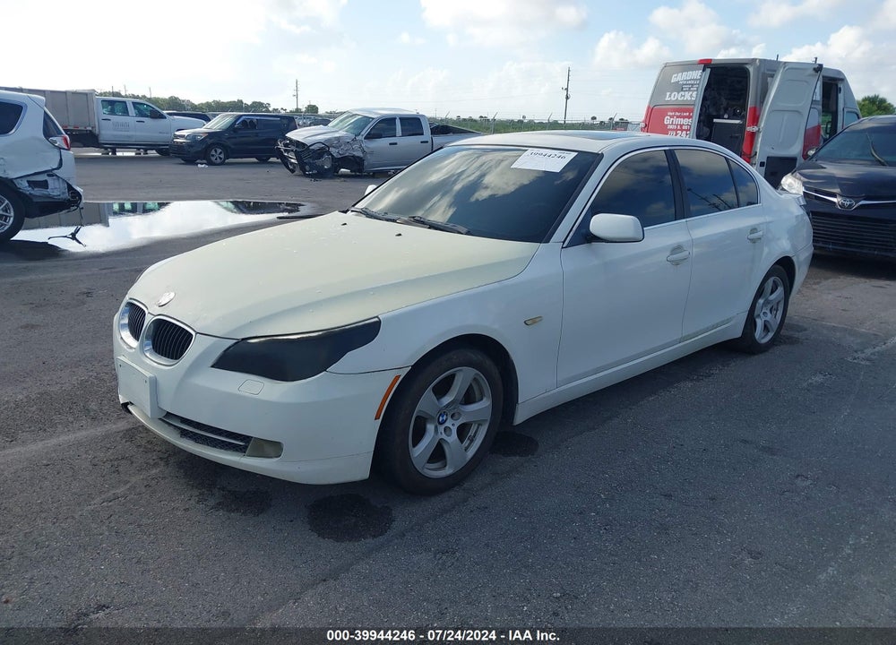 2009 BMW 528I VIN: WBANU53529C122530