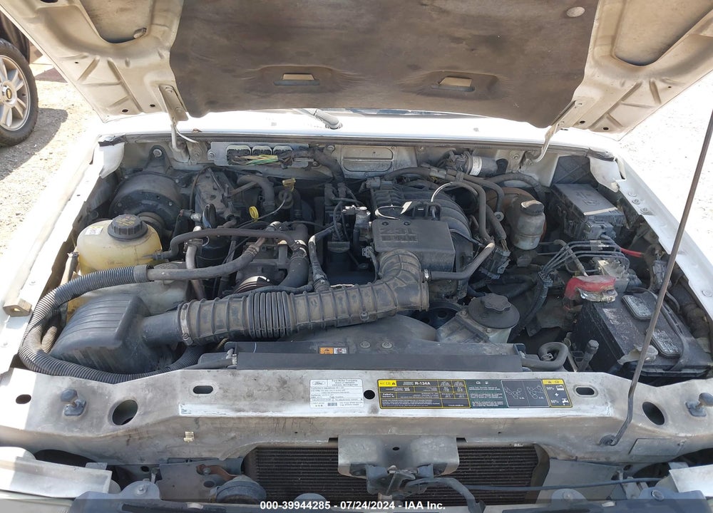 2011 FORD RANGER XL VIN: 1FTKR1AD7BPA66299