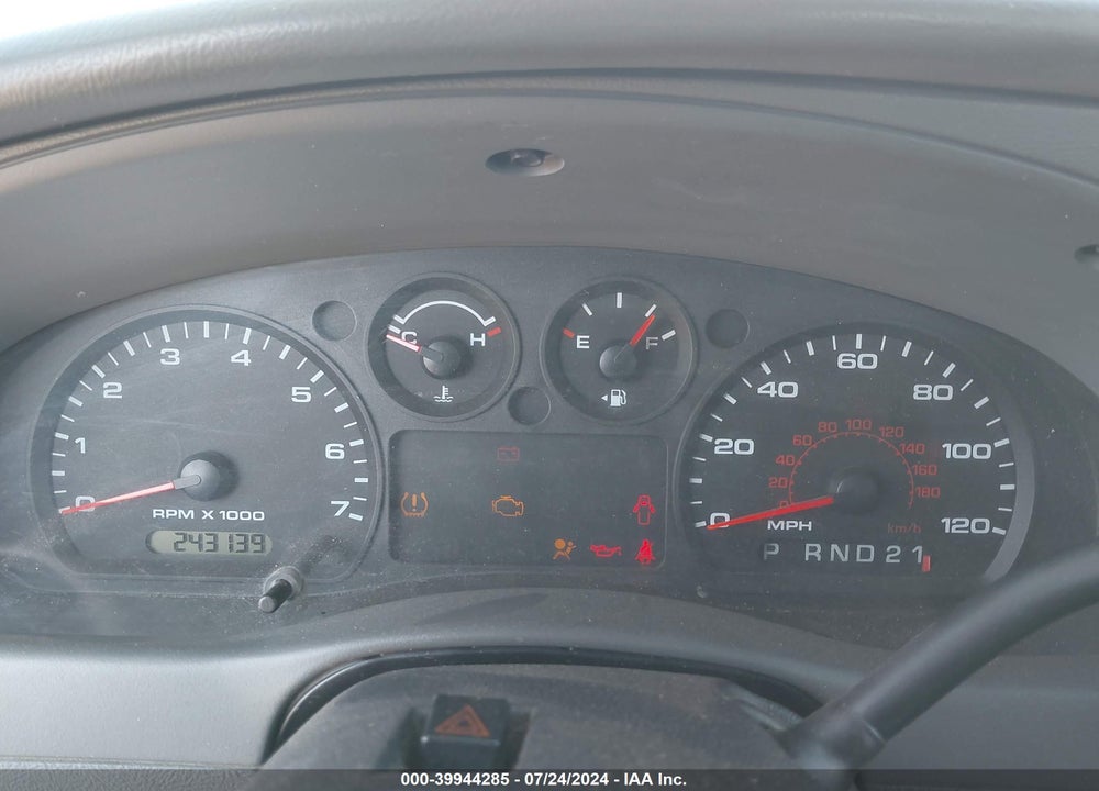 2011 FORD RANGER XL VIN: 1FTKR1AD7BPA66299
