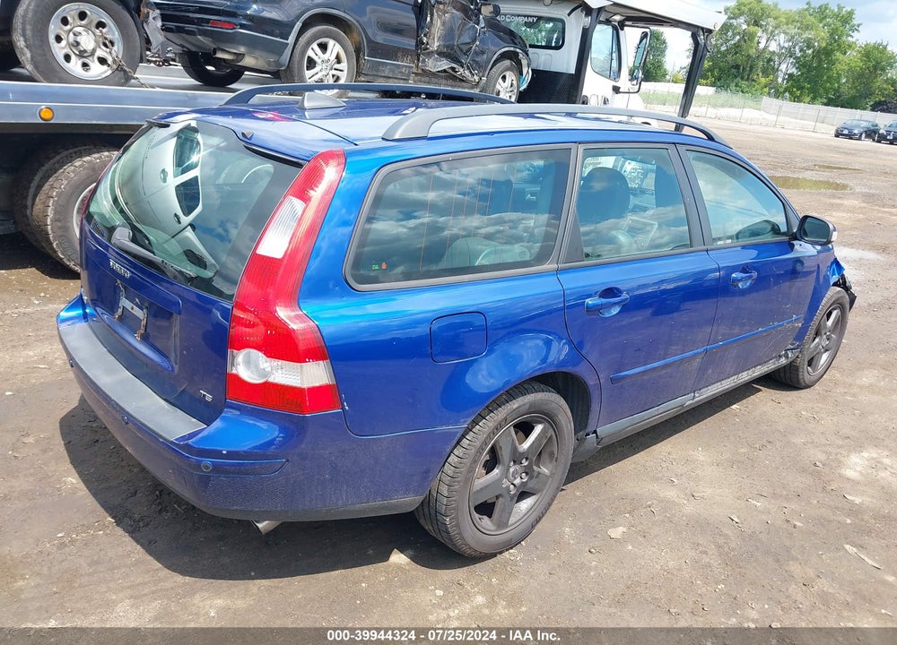 2007 VOLVO V50 VIN: YV1MJ682772298837